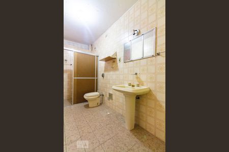 Casa à venda com 150m², 3 quartos e 3 vagas Casa à venda com 150m², 3 quartos e 3 vagasBanheiro Social