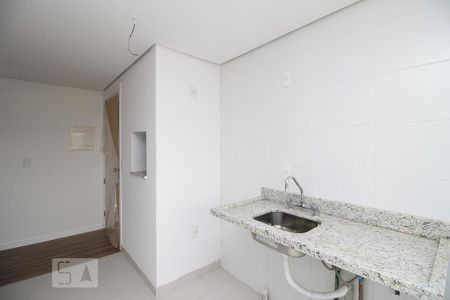 Cozinha de apartamento à venda com 2 quartos, 75m² em Bom Jesus, Porto Alegre