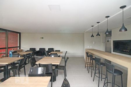 Apartamento para alugar com 75m², 2 quartos e 1 vagaÁrea comum - Salão de festas