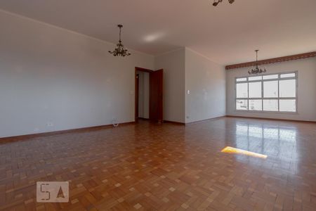 Apartamento à venda com 160m², 3 quartos e 1 vagaSala