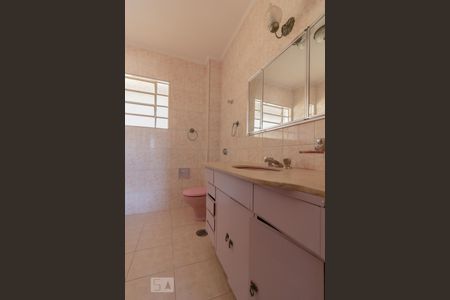 Apartamento à venda com 160m², 3 quartos e 1 vagaBanheiro suíte