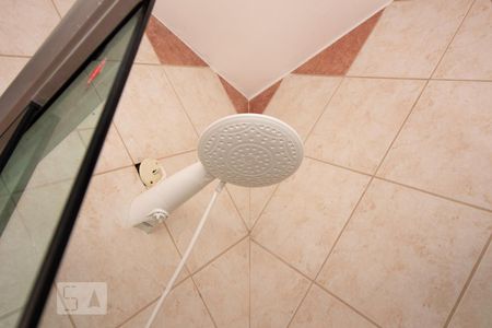 Apartamento para alugar com 70m², 2 quartos e 1 vagaChuveiro