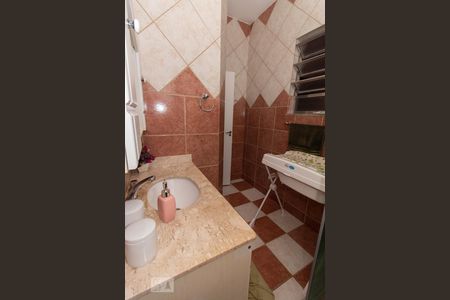 Apartamento para alugar com 70m², 2 quartos e 1 vagaBanheiro suíte 