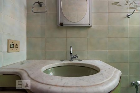 Banheiro de apartamento para alugar com 3 quartos, 87m² em Cidade Nova, Belo Horizonte