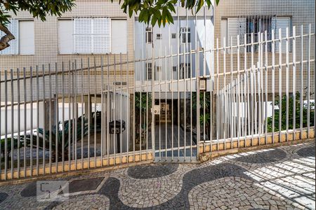 Apartamento para alugar com 87m², 3 quartos e 1 vagaFachada