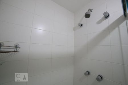 Apartamento para alugar com 74m², 2 quartos e 2 vagasBanheiro