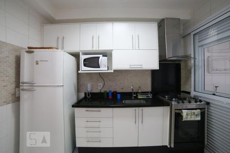 Apartamento para alugar com 74m², 2 quartos e 2 vagasCozinha