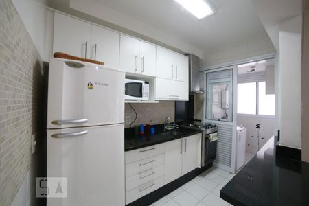 Apartamento para alugar com 74m², 2 quartos e 2 vagasCozinha