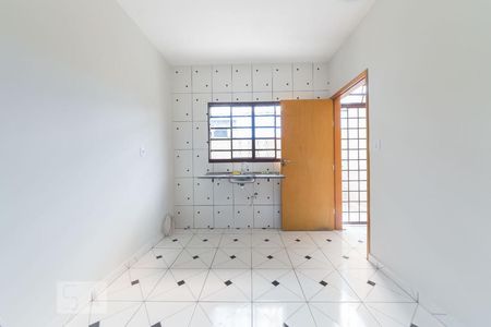 Cozinha de casa para alugar com 2 quartos, 67m² em Jardim do Lago, Campinas
