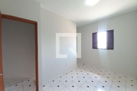 Quarto 1 de casa de condomínio para alugar com 2 quartos, 67m² em Jardim do Lago, Campinas