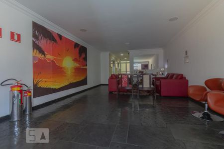 Studio à venda com 45m², 1 quarto e 1 vaga Studio à venda com 45m², 1 quarto e 1 vagaHall social