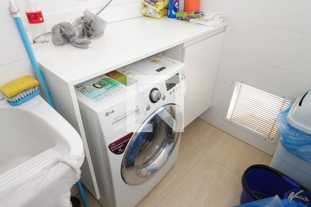 Apartamento à venda com 76m², 2 quartos e 1 vagaÁrea de Serviço 