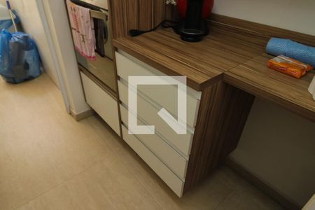 Apartamento à venda com 76m², 2 quartos e 1 vagaCozinha - Armários