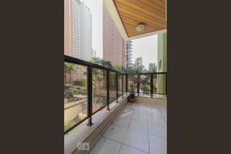 Varanda de apartamento à venda com 3 quartos, 140m² em Jardim Vila Mariana, São Paulo