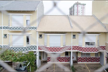 Casa de condomínio à venda com 150m², 3 quartos e 2 vagas Casa de condomínio à venda com 150m², 3 quartos e 2 vagasVista