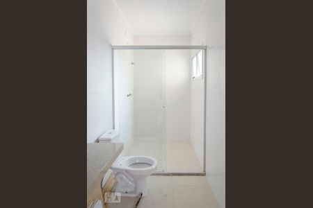 Casa de condomínio à venda com 150m², 3 quartos e 2 vagas Casa de condomínio à venda com 150m², 3 quartos e 2 vagasBanheiro suíte 2