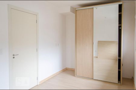 Casa de condomínio à venda com 150m², 3 quartos e 2 vagas Casa de condomínio à venda com 150m², 3 quartos e 2 vagasDormitório 1