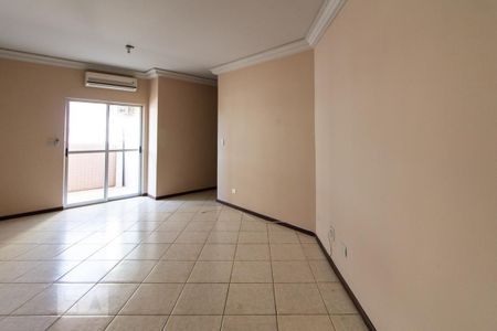 Sala de apartamento para alugar com 2 quartos, 75m² em Água Verde, Curitiba
