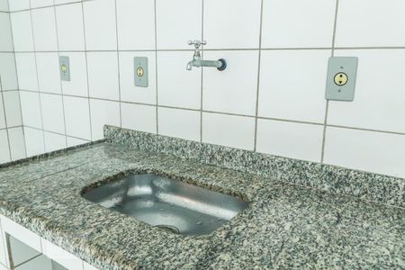 Cozinha de kitnet/studio para alugar com 1 quarto, 35m² em Curicica, Rio de Janeiro