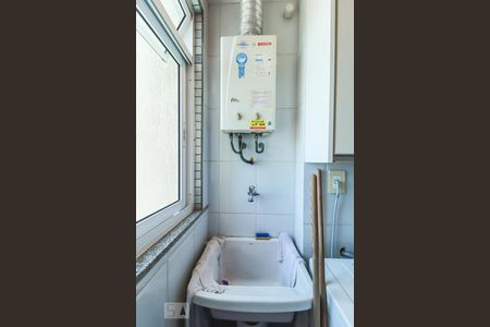 Apartamento para alugar com 70m², 2 quartos e 1 vagaÁrea de Serviço