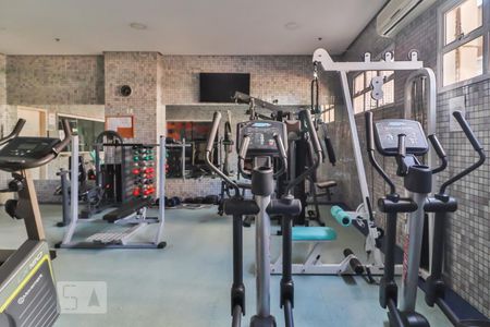 Apartamento para alugar com 70m², 2 quartos e 1 vagaAcademia