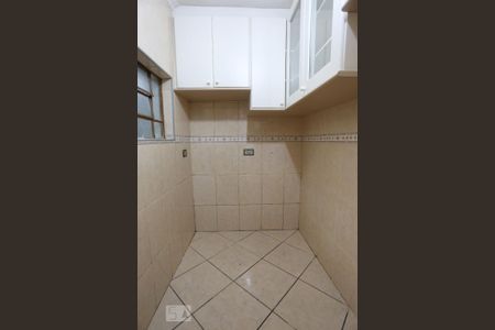 Cozinha de casa para alugar com 3 quartos, 90m² em Santo Antônio, Osasco