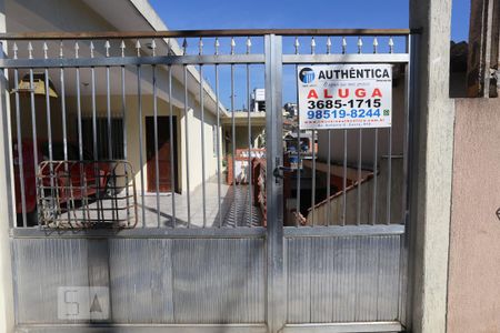 Fachada da casa de casa para alugar com 3 quartos, 90m² em Santo Antônio, Osasco