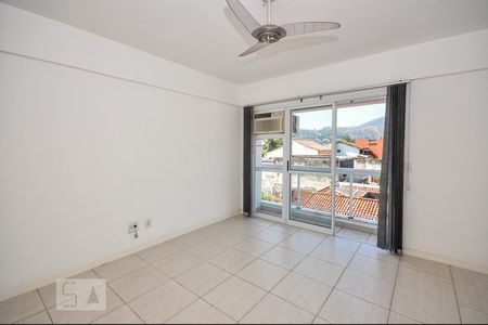 Sala de apartamento para alugar com 1 quarto, 51m² em Freguesia (jacarepaguá), Rio de Janeiro