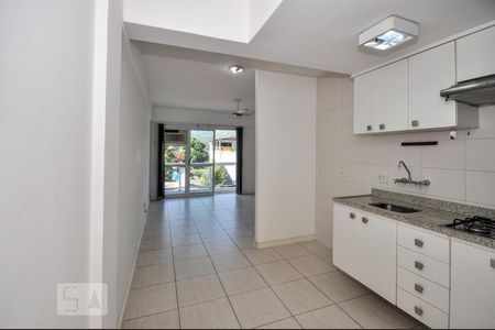 Entrada - Sala - Cozinha de apartamento para alugar com 1 quarto, 51m² em Freguesia (jacarepaguá), Rio de Janeiro