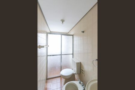 Banheiro de apartamento para alugar com 1 quarto, 42m² em Itaim Bibi, São Paulo