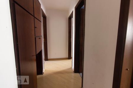 Corredor de apartamento à venda com 3 quartos, 368m² em Cristo Rei, Curitiba