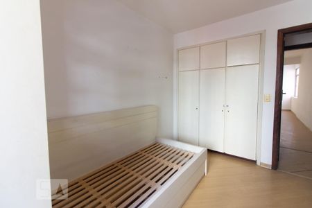 Apartamento à venda com 368m², 3 quartos e 2 vagasQuarto 1