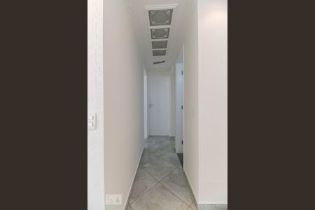 Corredor de apartamento para alugar com 3 quartos, 86m² em Vila Regente Feijó, São Paulo