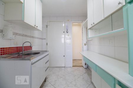 Apartamento à venda com 86m², 3 quartos e 1 vaga Apartamento à venda com 86m², 3 quartos e 1 vagaCozinha
