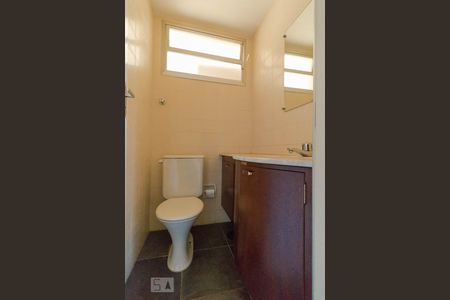 Apartamento para alugar com 100m², 3 quartos e 2 vagasLavabo