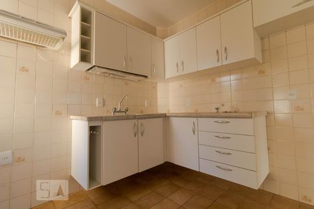 Apartamento para alugar com 100m², 3 quartos e 2 vagasCozinha