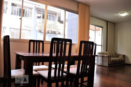 Sala de apartamento para alugar com 3 quartos, 80m² em Funcionários, Belo Horizonte