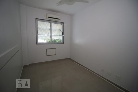 Quarto 1 de apartamento para alugar com 3 quartos, 122m² em Freguesia (jacarepaguá), Rio de Janeiro