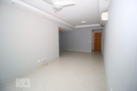 Sala de apartamento para alugar com 3 quartos, 122m² em Freguesia (jacarepaguá), Rio de Janeiro