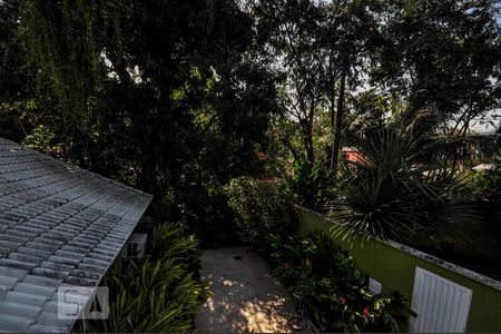 Casa de condomínio à venda com 850m², 4 quartos e 4 vagas Casa de condomínio à venda com 850m², 4 quartos e 4 vagasVista Varanda Suíte 1