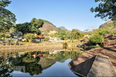 Casa de condomínio à venda com 850m², 4 quartos e 4 vagas Casa de condomínio à venda com 850m², 4 quartos e 4 vagasÁrea Comum