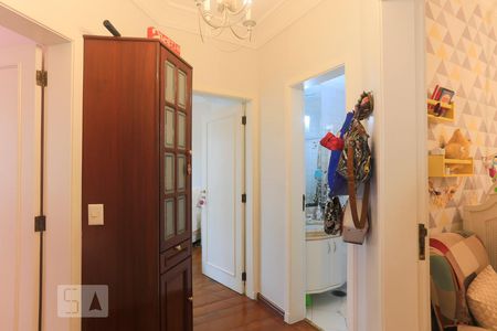 Corredor de apartamento para alugar com 3 quartos, 85m² em Chácara Klabin Vila Mariana, São Paulo