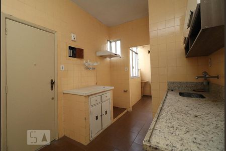 Apartamento para alugar com 110m², 3 quartos e 1 vagaCozinha.