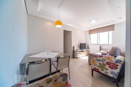 Sala de apartamento para alugar com 2 quartos, 62m² em Parque Marajoara, Santo André