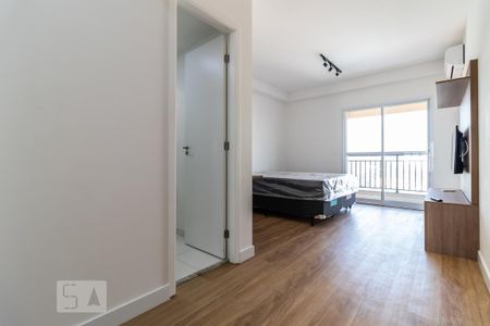 Entrada de kitnet/studio para alugar com 1 quarto, 36m² em Tamboré, Barueri