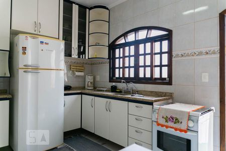 Casa para alugar com 160m², 2 quartos e 1 vagaCozinha