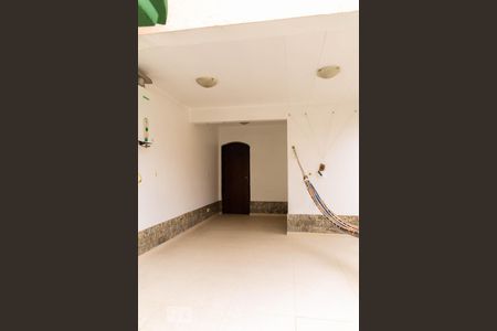 Casa para alugar com 160m², 2 quartos e 1 vagaQuintal/Porão e Área de Serviço