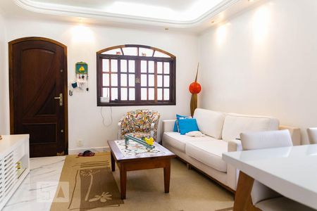 Sala de casa para alugar com 2 quartos, 160m² em Vila Brasílio Machado, São Paulo