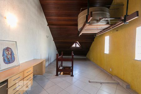 Casa para alugar com 160m², 2 quartos e 1 vagaQuarto 