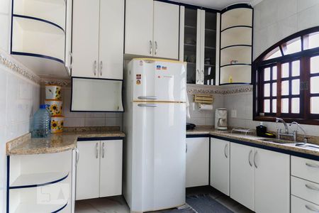 Casa para alugar com 160m², 2 quartos e 1 vagaCozinha